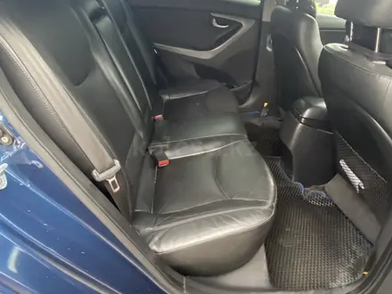 Hyundai Elantra 2016 года за 6 000 000 тг. в Уральск – фото 10