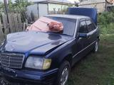 Mercedes-Benz E 200 1994 годаfor900 000 тг. в Семей – фото 2