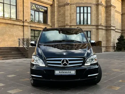 Mercedes-Benz Viano 2013 года за 22 000 000 тг. в Шымкент – фото 3
