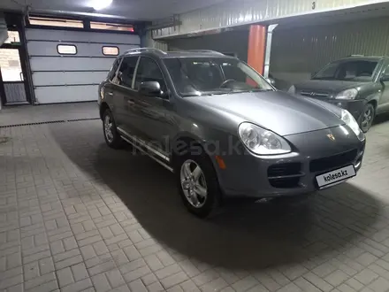 Porsche Cayenne 2005 года за 5 300 000 тг. в Семей – фото 4