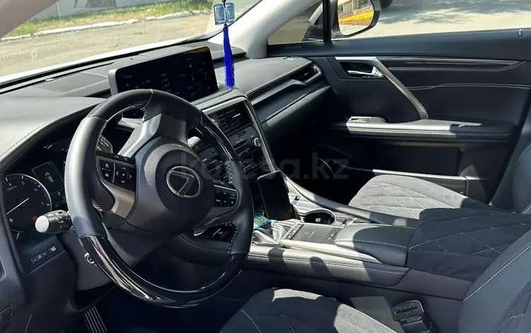 Lexus RX 350 2020 года за 27 000 000 тг. в Астана