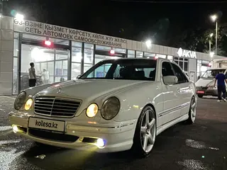 Mercedes-Benz E 55 AMG