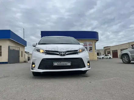 Toyota Sienna 2020 года за 13 800 000 тг. в Алматы – фото 4