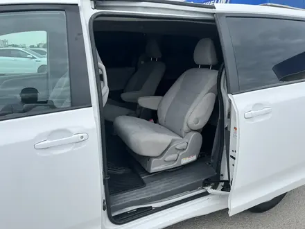 Toyota Sienna 2020 года за 13 800 000 тг. в Алматы – фото 18