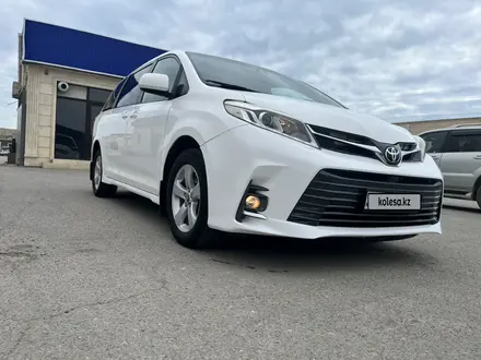 Toyota Sienna 2020 года за 13 800 000 тг. в Алматы – фото 2