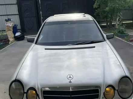 Mercedes-Benz E 280 1996 года за 1 500 000 тг. в Алматы – фото 2