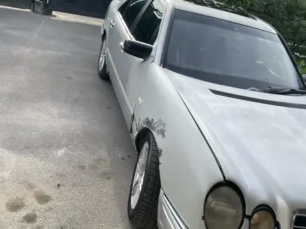 Mercedes-Benz E 280 1996 года за 1 500 000 тг. в Алматы – фото 3