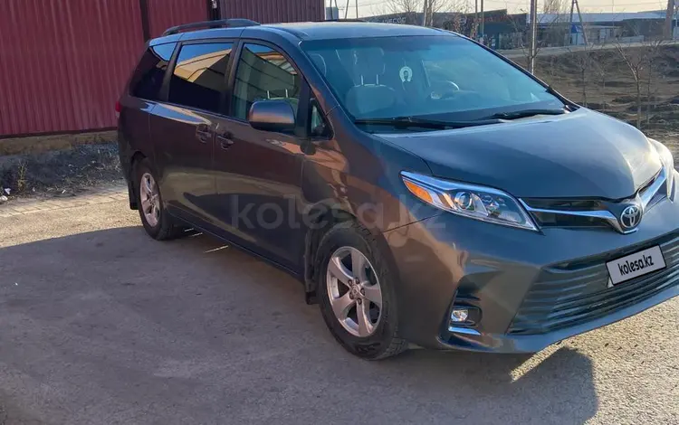 Toyota Sienna 2010 года за 6 000 000 тг. в Атырау