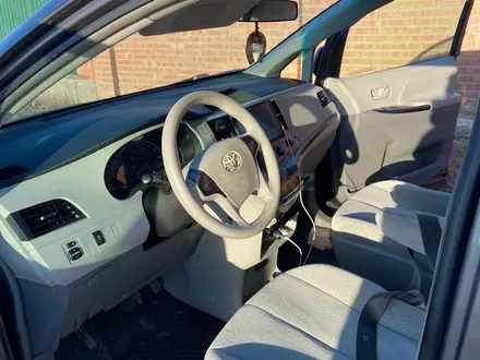Toyota Sienna 2010 года за 6 000 000 тг. в Атырау – фото 8
