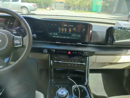 Kia Carnival 2022 года за 23 000 000 тг. в Астана – фото 17