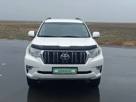 Toyota Land Cruiser Prado 2019 года за 21 500 000 тг. в Атырау