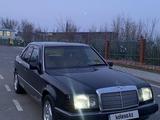 Mercedes-Benz E 200 1992 года за 1 600 000 тг. в Шымкент