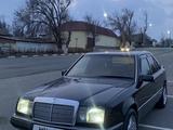 Mercedes-Benz E 200 1992 года за 1 600 000 тг. в Шымкент – фото 2