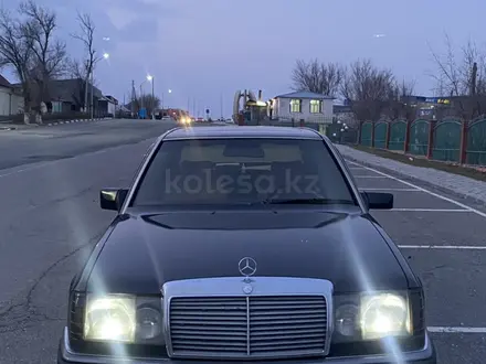 Mercedes-Benz E 200 1992 года за 1 600 000 тг. в Шымкент – фото 6