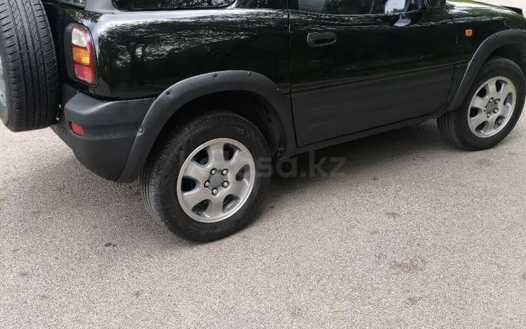 Toyota RAV4 1996 годаүшін2 900 000 тг. в Алматы