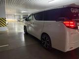 Toyota Vellfire 2018 года за 12 000 000 тг. в Актобе – фото 5