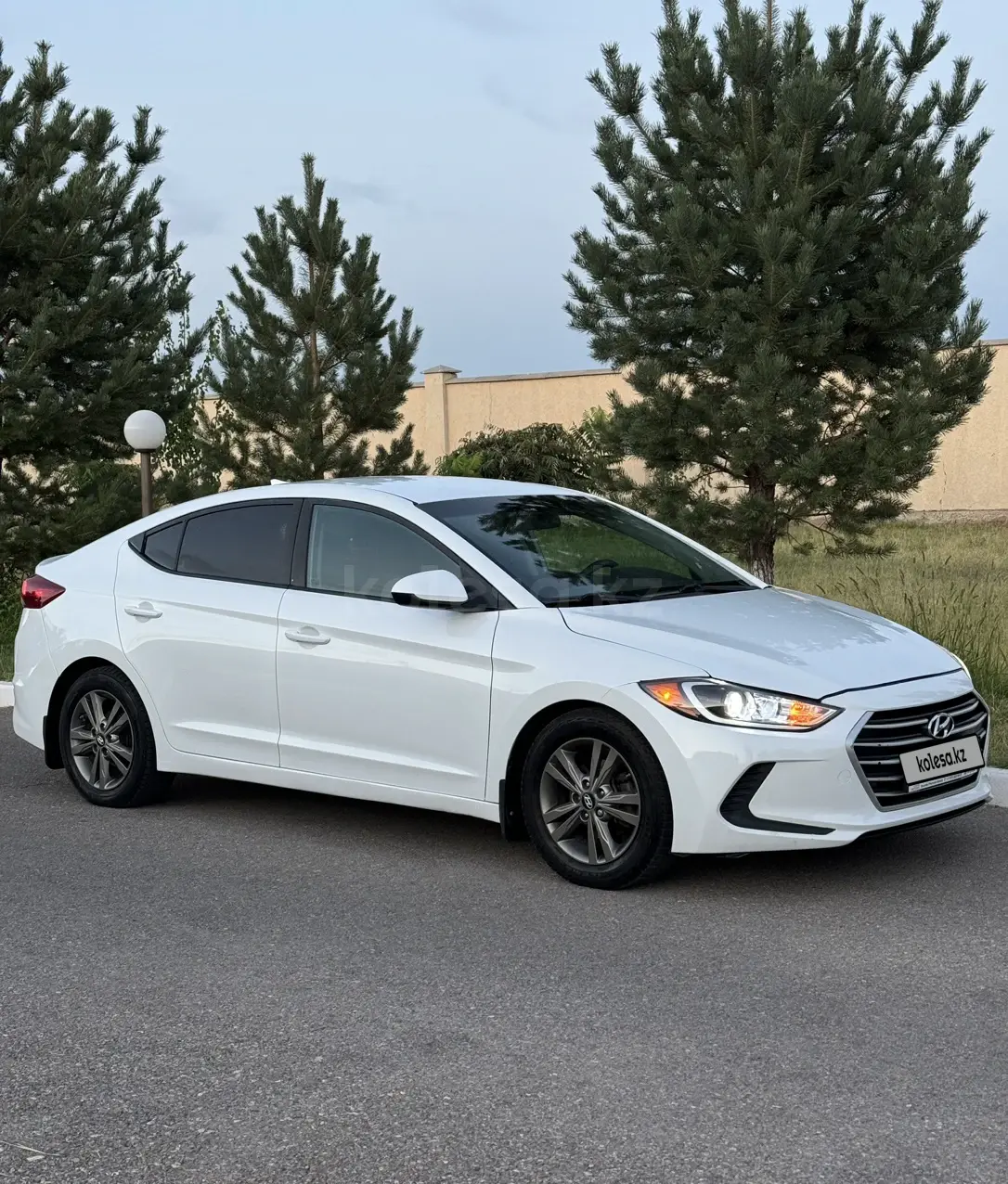 Hyundai Elantra, 2016