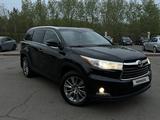 Toyota Highlander 2014 года за 16 000 000 тг. в Астана