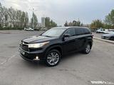 Toyota Highlander 2014 года за 16 000 000 тг. в Астана – фото 2