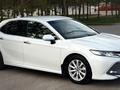 Toyota Camry 2019 года за 12 050 000 тг. в Астана – фото 4