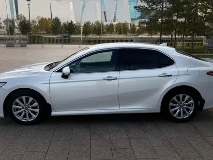 Toyota Camry 2019 года за 12 050 000 тг. в Астана – фото 7