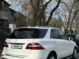 Mercedes-Benz ML 400 2013 годаfor16 500 000 тг. в Алматы – фото 4