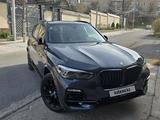 BMW X5 2019 года за 27 000 000 тг. в Шымкент – фото 2