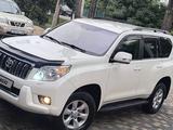 Toyota Land Cruiser Prado 2011 года за 14 800 000 тг. в Алматы