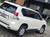 Toyota Land Cruiser Prado 2011 года за 14 800 000 тг. в Алматы – фото 5