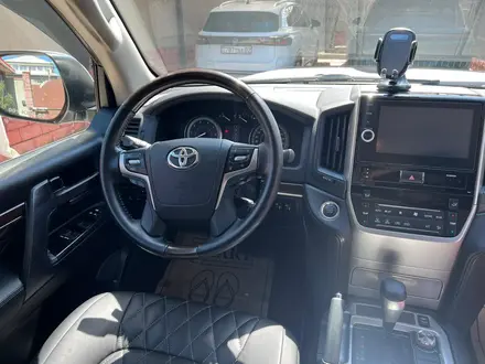 Toyota Land Cruiser 2018 года за 26 700 000 тг. в Алматы – фото 10