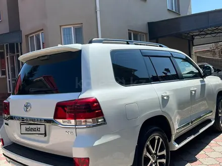 Toyota Land Cruiser 2018 года за 26 700 000 тг. в Алматы – фото 8