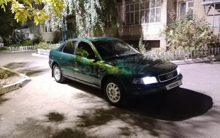 Audi A4 1996 года за 2 460 000 тг. в Уральск