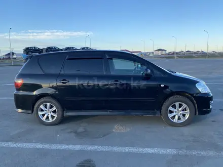 Toyota Ipsum 2004 года за 3 000 000 тг. в Атырау – фото 2