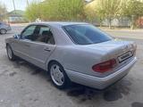 Mercedes-Benz E 280 1998 годаүшін4 200 000 тг. в Кызылорда – фото 2