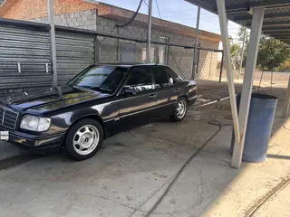 Mercedes-Benz E-Class, 1993