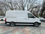 Volkswagen Crafter 2020 года за 15 188 000 тг. в Алматы – фото 2