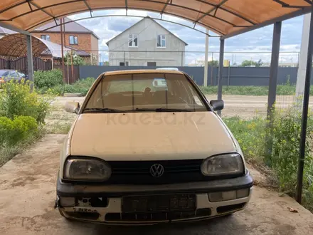 Volkswagen Golf 1995 года за 500 000 тг. в Уральск