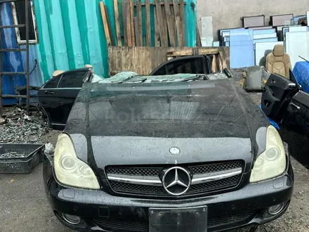 W219 боковые зеркала рестайлинг оригинал лапухи за 90 000 тг. в Алматы – фото 7
