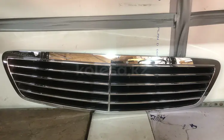 Решетка радиатора w220 оригинал за 30 000 тг. в Алматы