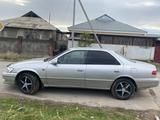 Toyota Camry 1999 годаfor3 100 000 тг. в Шымкент