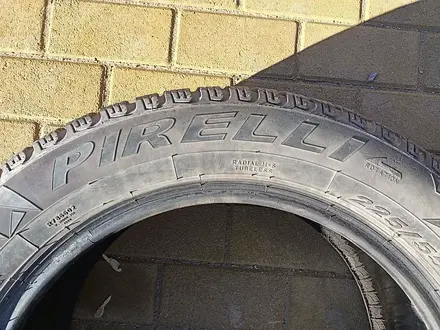 ОДНА шина 225/55 R17 — "Pirelli Winter Carving Edge" (Германия) за 18 000 тг. в Астана – фото 3