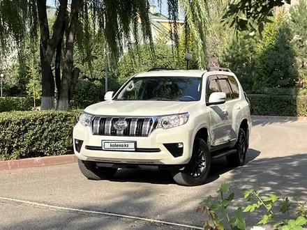 Toyota Land Cruiser Prado 2017 года за 21 000 000 тг. в Алматы