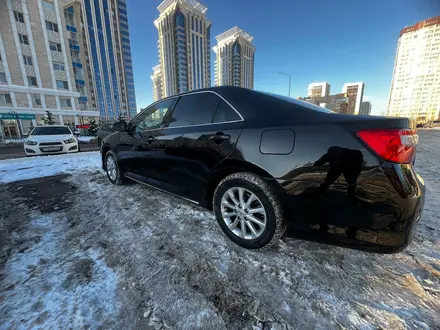 Toyota Camry 2014 года за 7 500 000 тг. в Астана – фото 3