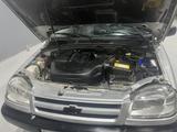 Chevrolet Niva 2008 года за 2 000 000 тг. в Шымкент – фото 2