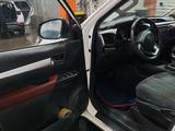 Toyota Hilux 2019 года за 15 800 000 тг. в Астана – фото 2