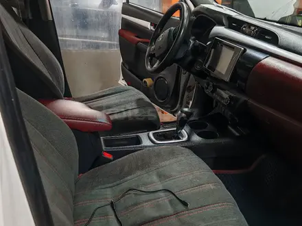 Toyota Hilux 2019 года за 15 800 000 тг. в Астана – фото 4