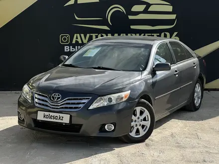 Toyota Camry 2011 года за 6 900 000 тг. в Атырау