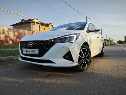 Hyundai Accent 2020 года за 7 350 000 тг. в Костанай – фото 2