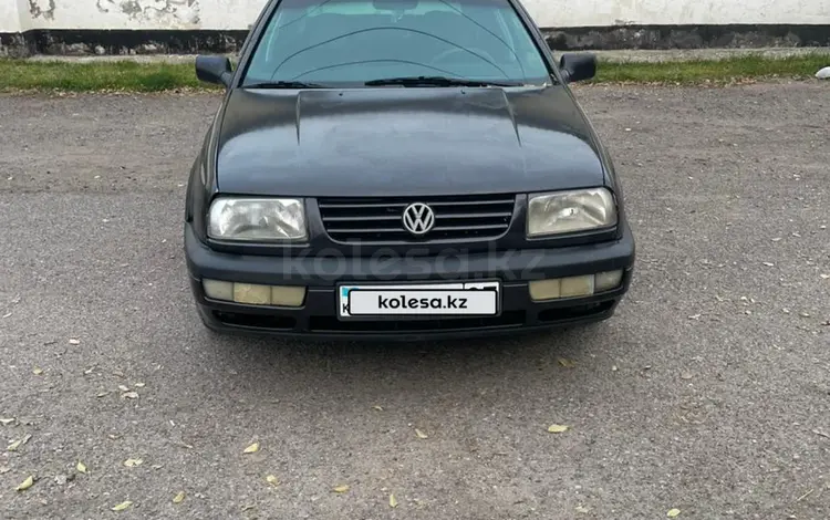 Volkswagen Vento 1995 года за 850 000 тг. в Алматы