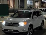 Toyota Highlander 2010 года за 10 000 000 тг. в Атырау